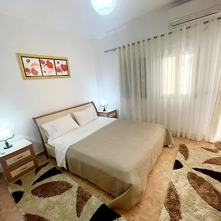 Syri Kalter * Golem (Tirana)